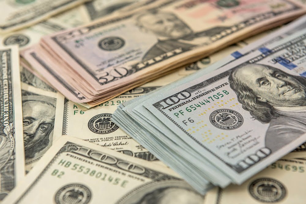 I Found Money on the Ground, Can I Keep It? 1 if you find money on the ground, can you keep it?