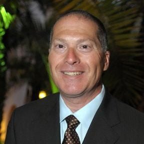 Abogado Peter Liss
